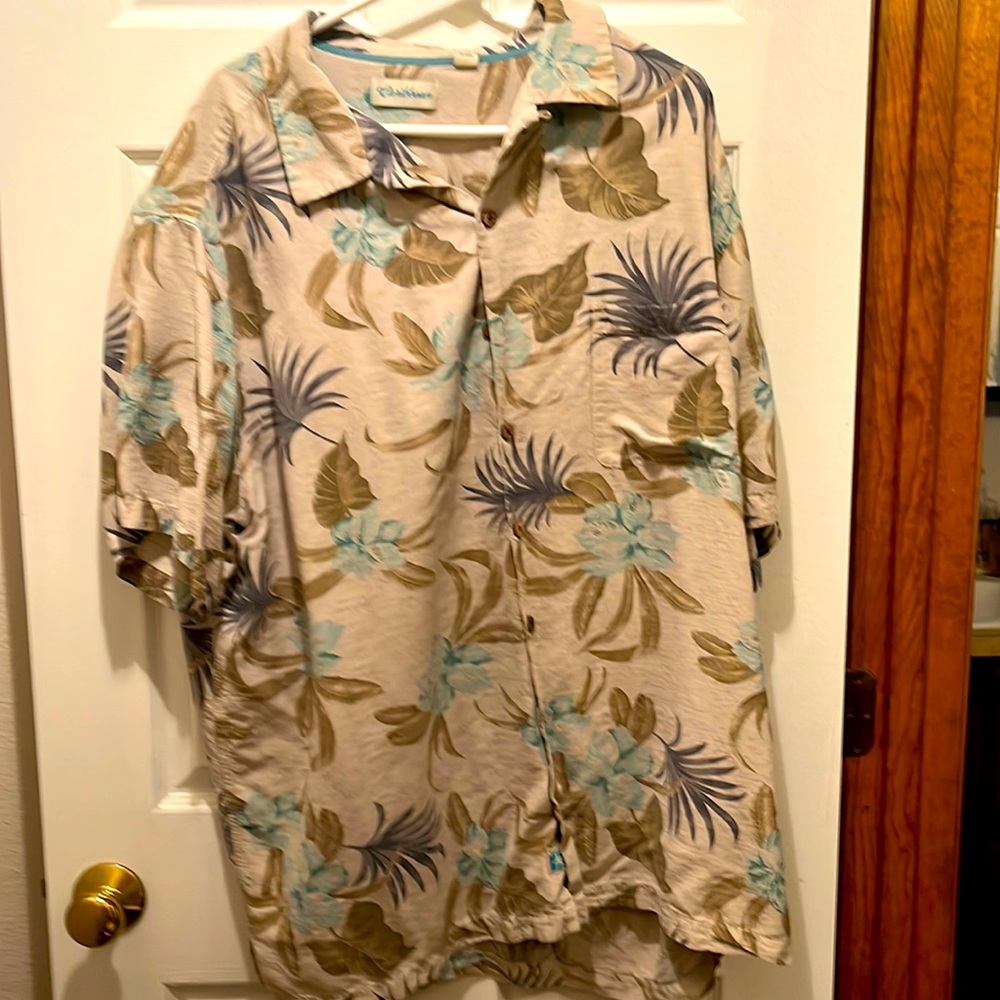 3XLT Men’s shirt.  Caribbean Roundtree Yorke.  Previous worn but in great shape.